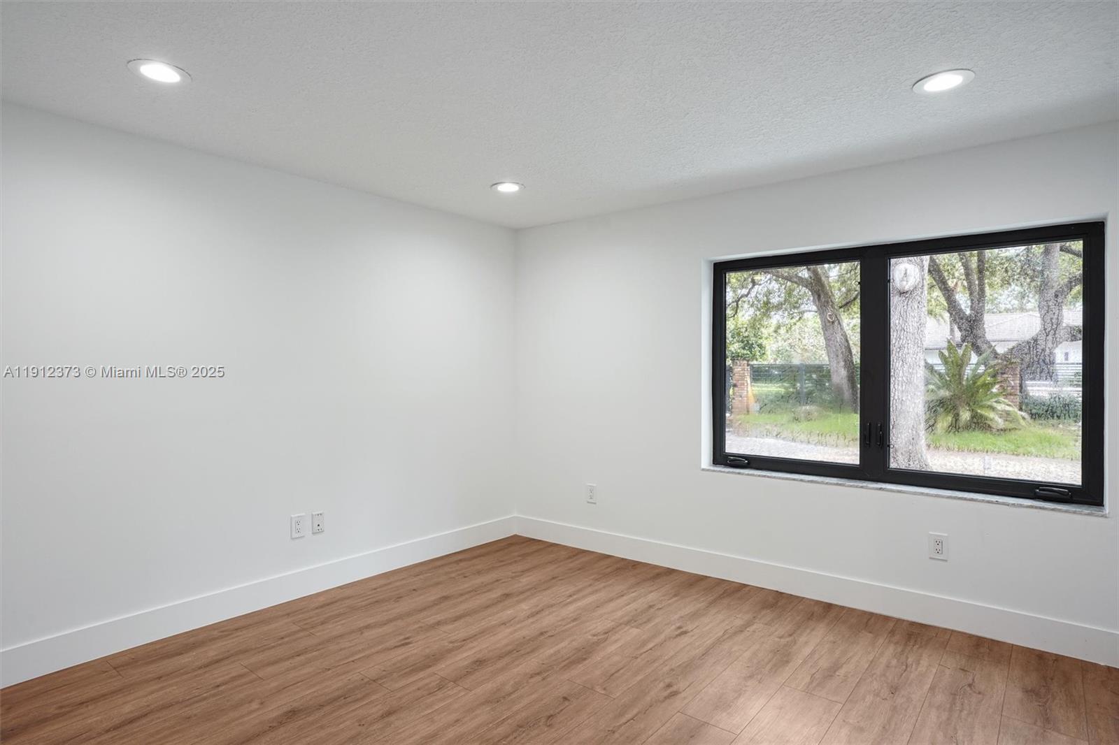 6230 SW 112th St #* Pinecrest, FL 33156