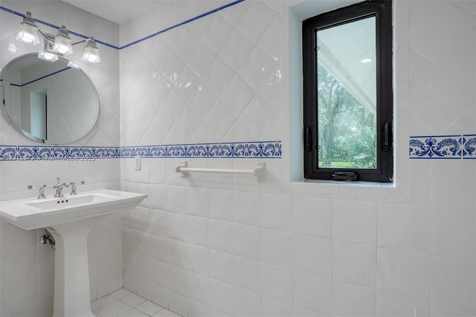 6230 SW 112th St #* Pinecrest, FL 33156