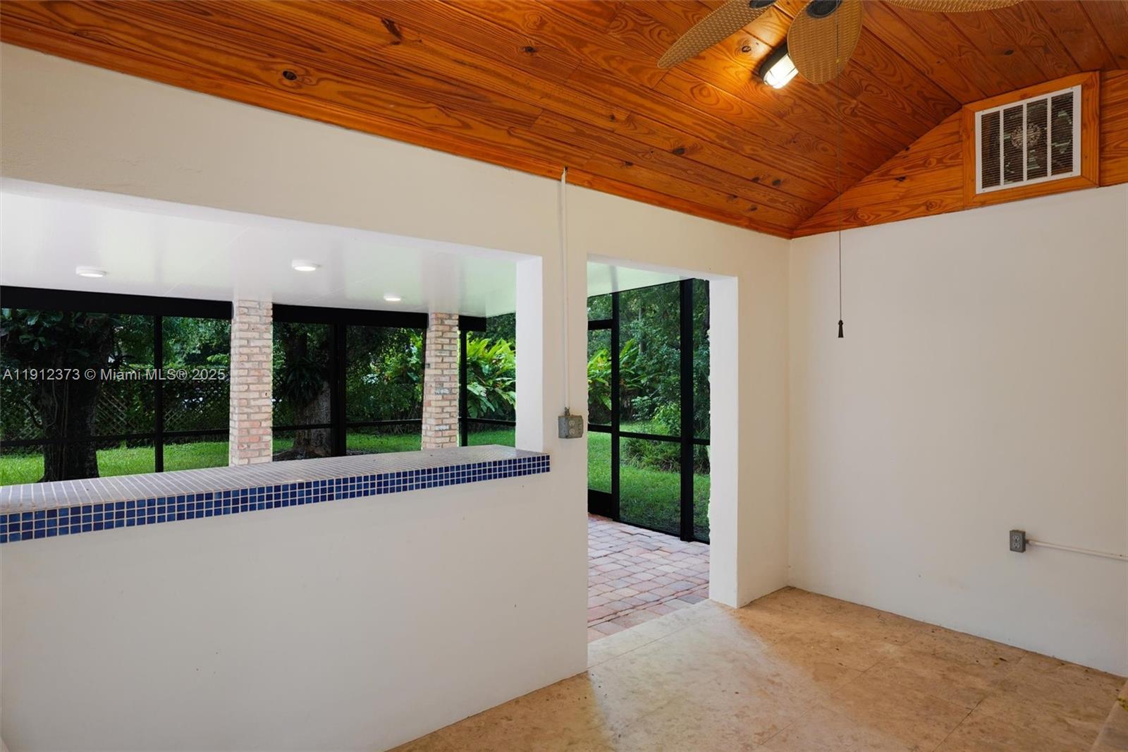 6230 SW 112th St #* Pinecrest, FL 33156