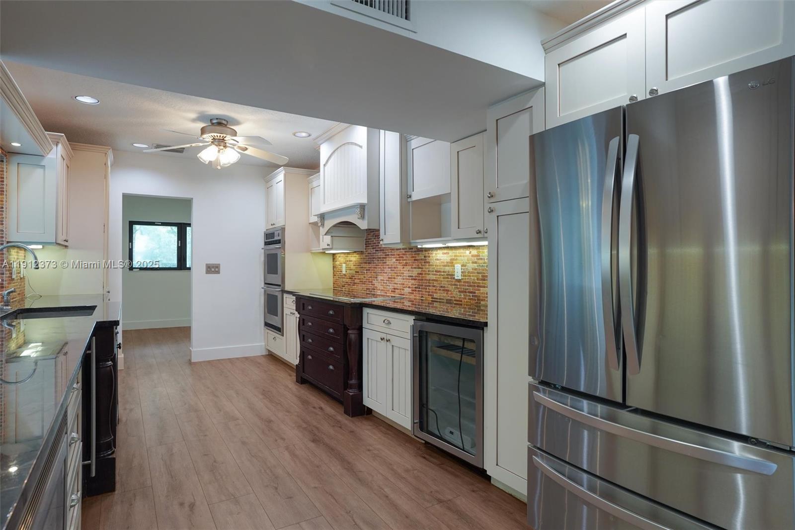 6230 SW 112th St #* Pinecrest, FL 33156