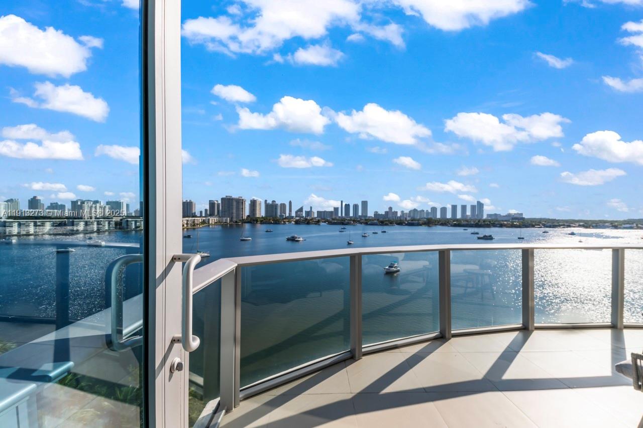 17301 Biscayne Blvd #811 North Miami Beach, FL 33160