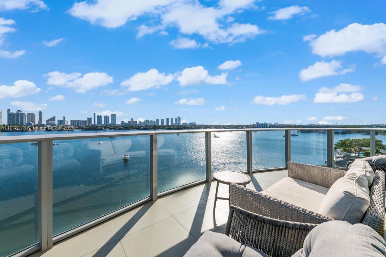 17301 Biscayne Blvd #811 North Miami Beach, FL 33160