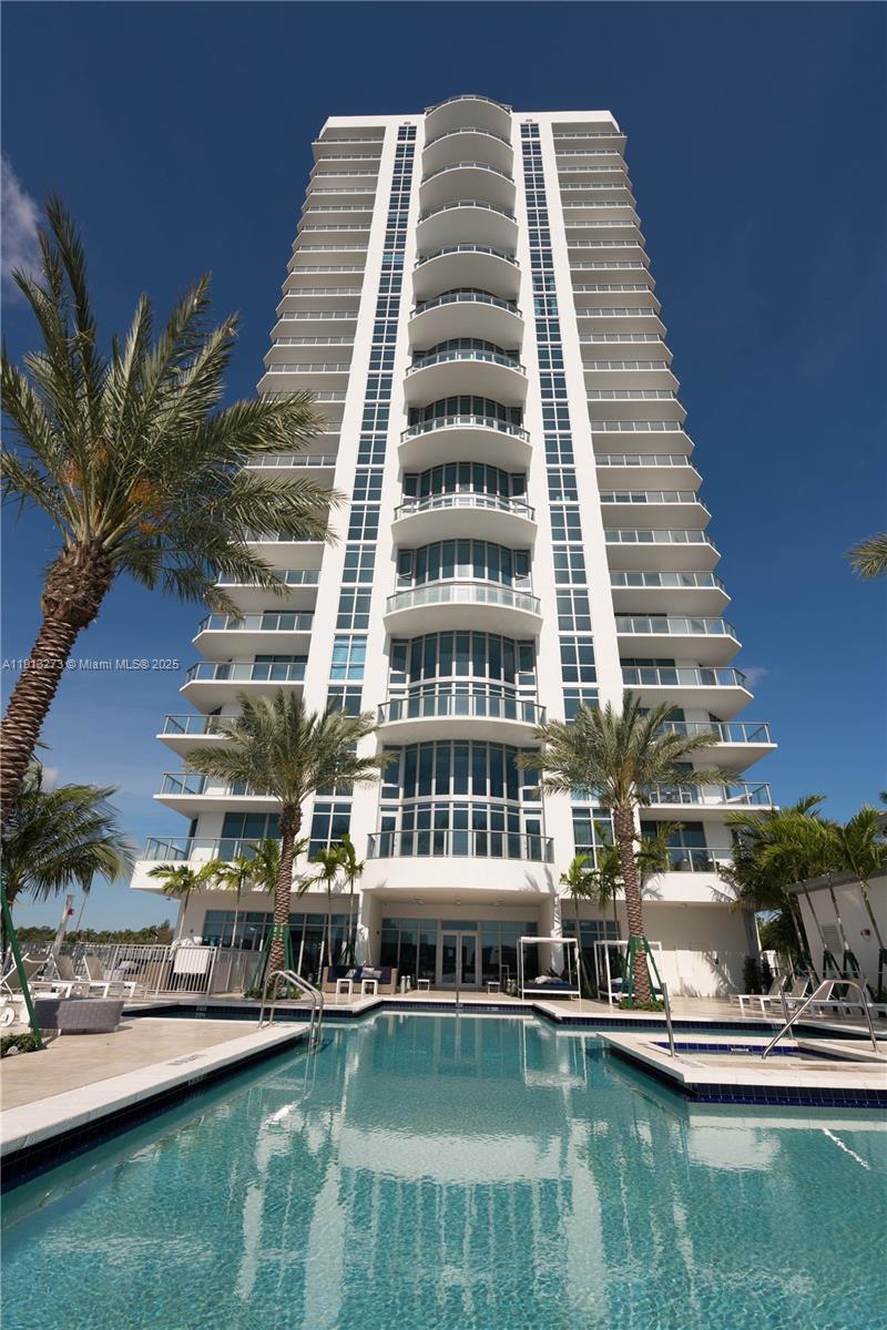 17301 Biscayne Blvd #811 North Miami Beach, FL 33160