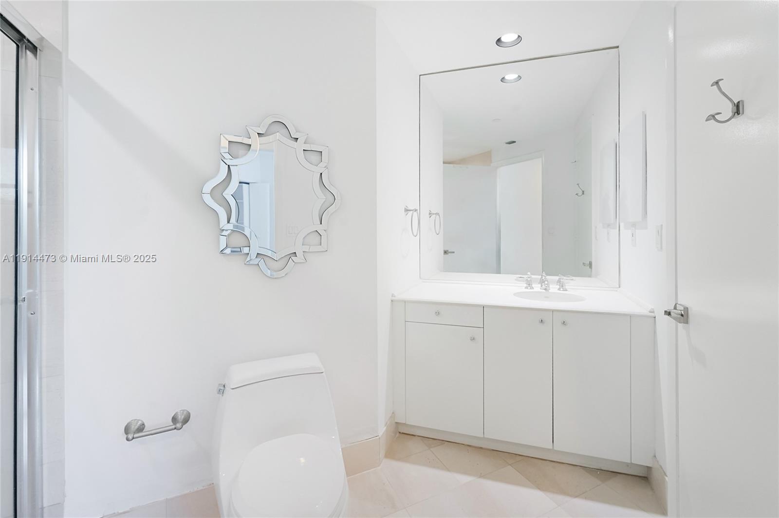 300 S Pointe Dr #405 Miami Beach, FL 33139