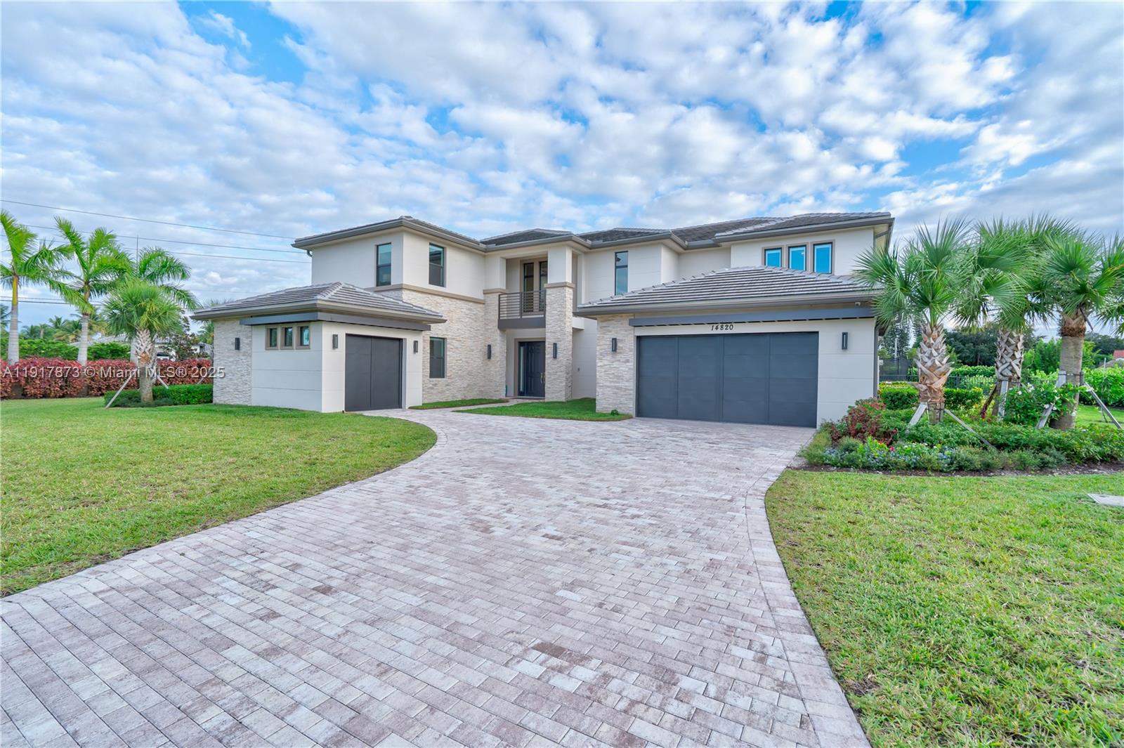 14820 Millstone Rnch Dr Davie, FL 33331