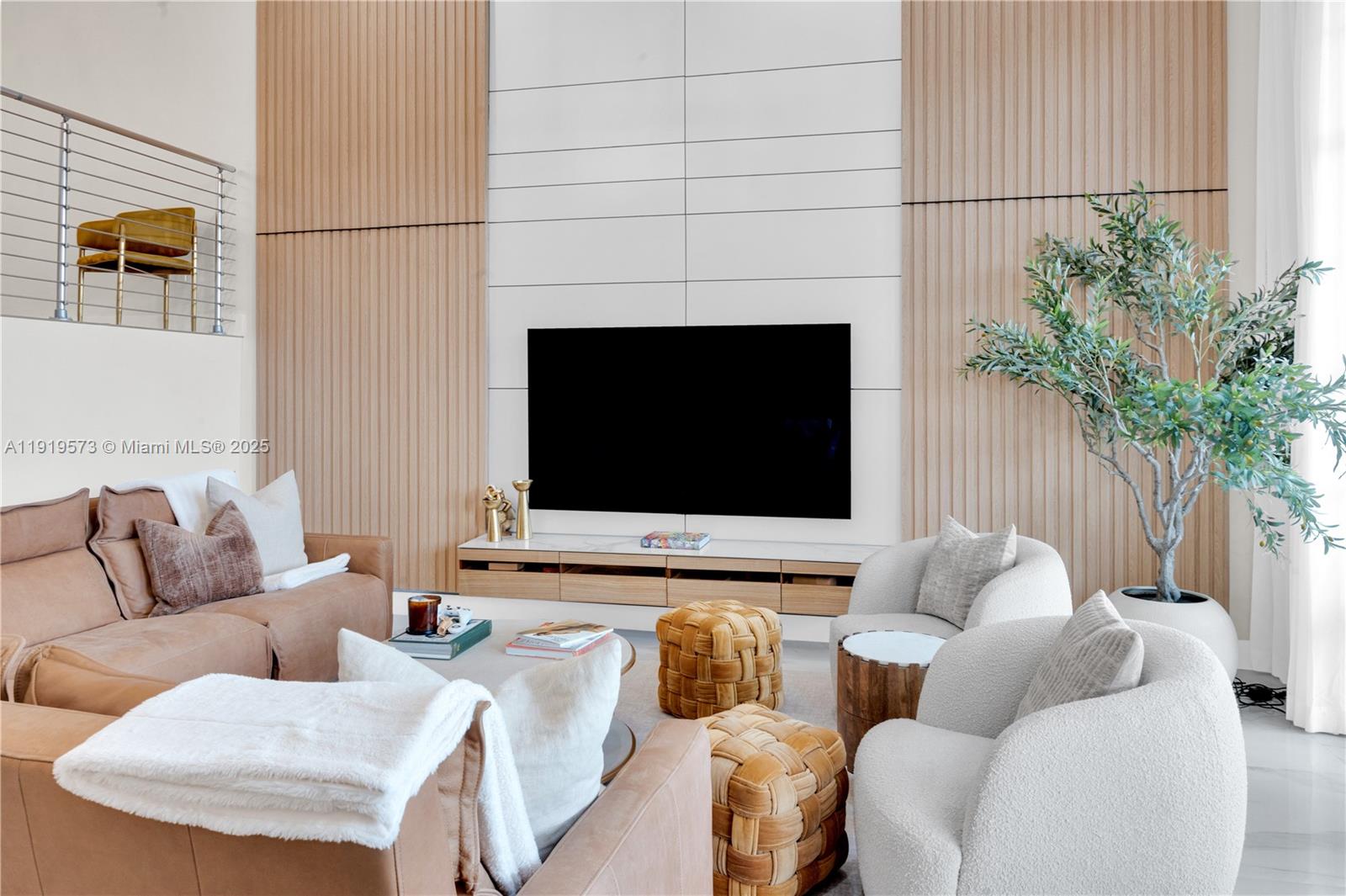 3907 NE 170th St #3907 North Miami Beach, FL 33160