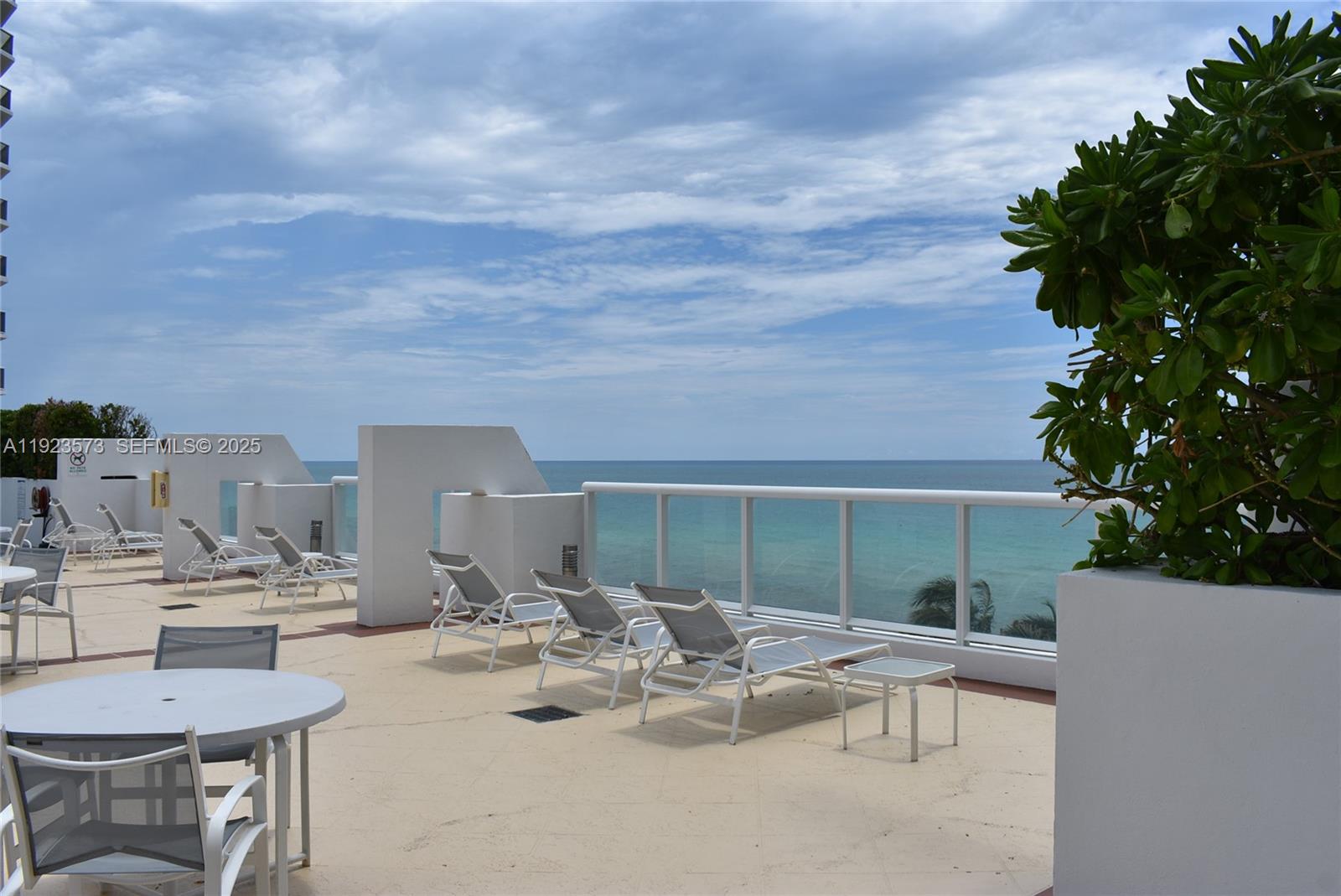 6365 Collins Ave #3804 Miami Beach, FL 33141