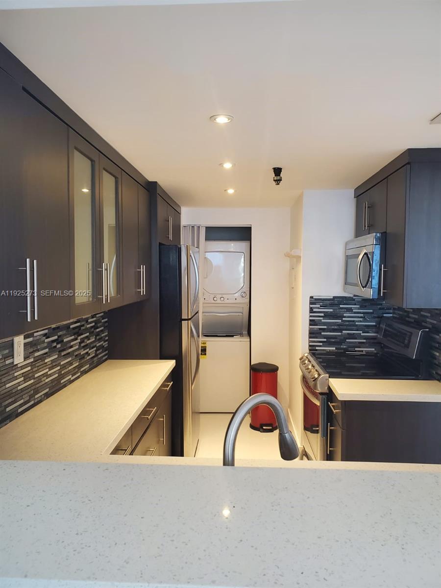 1717 N Bayshore Dr #A-1650 Miami, FL 33132