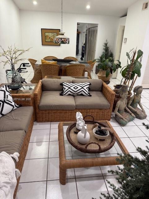 Undisclosed Address Miami, FL 33165