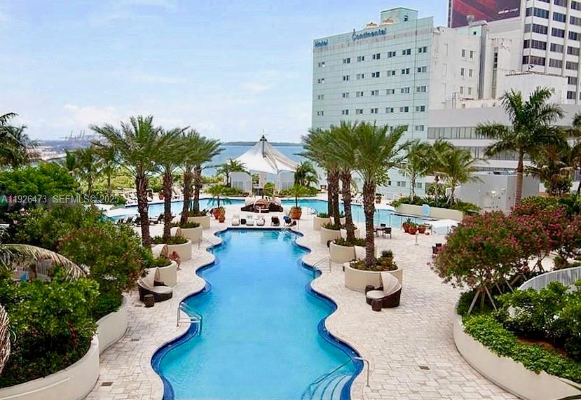 244 Biscayne Blvd #1605 Miami, FL 33132