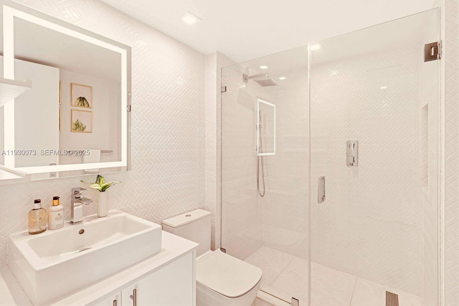 2127 Brickell Ave #1505 Miami, FL 33129