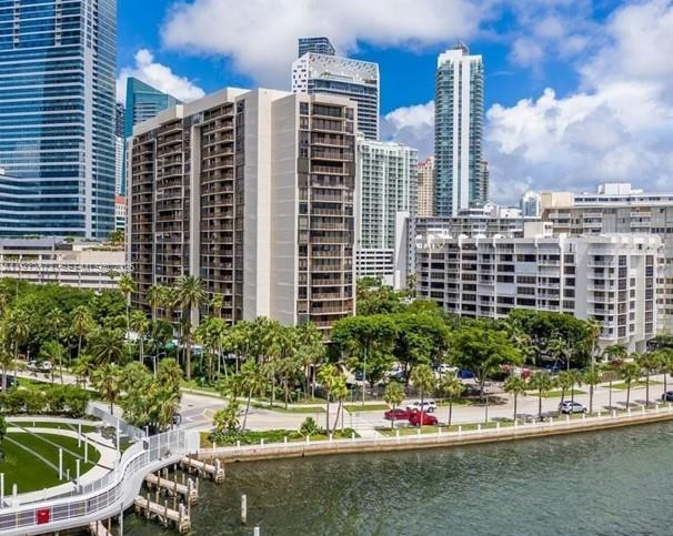 1450 Brickell Bay Dr #1606
