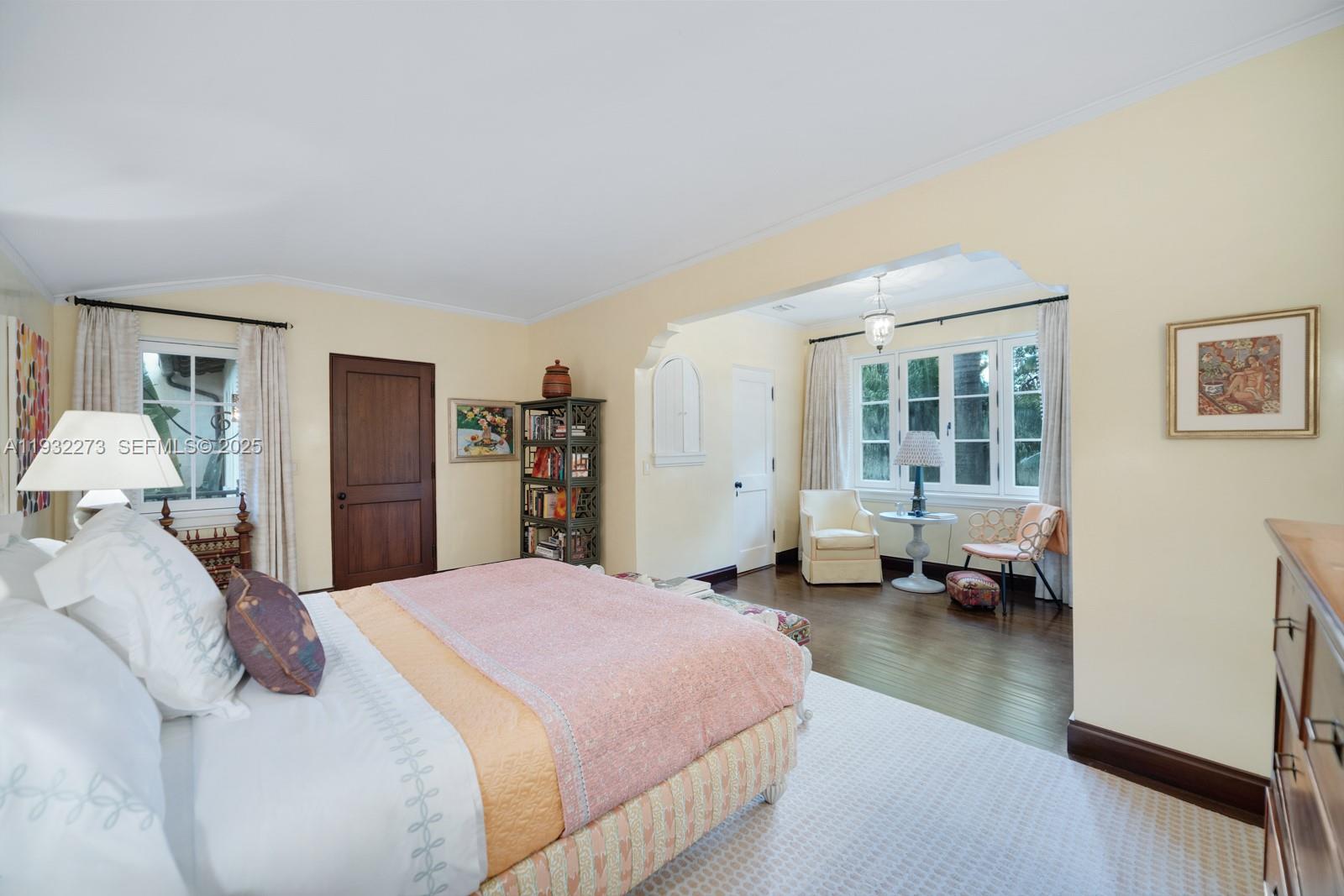 3467 N Moorings Way Miami, FL 33133