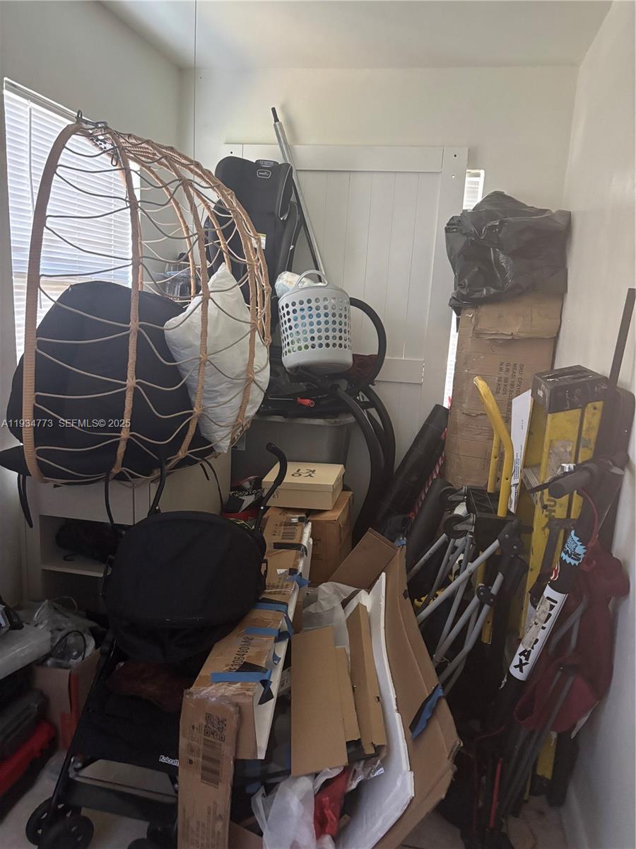 905 NW 24th Ave Fort Lauderdale, FL 33311