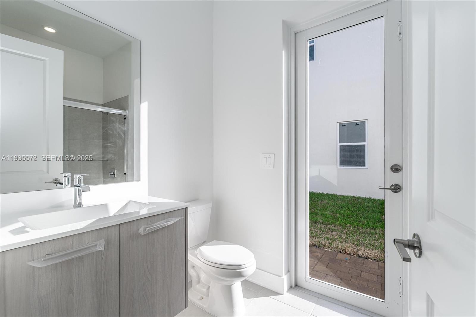 12259 SW 43rd St Davie, FL 33330