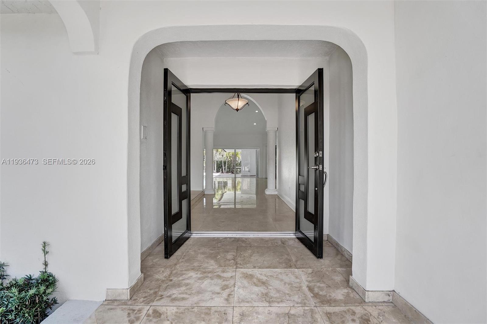 13015 Biscayne Is Ter North Miami, FL 33181