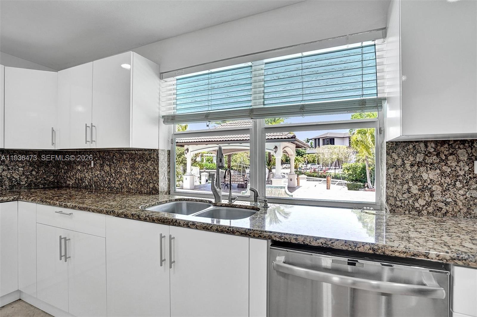 13015 Biscayne Is Ter North Miami, FL 33181