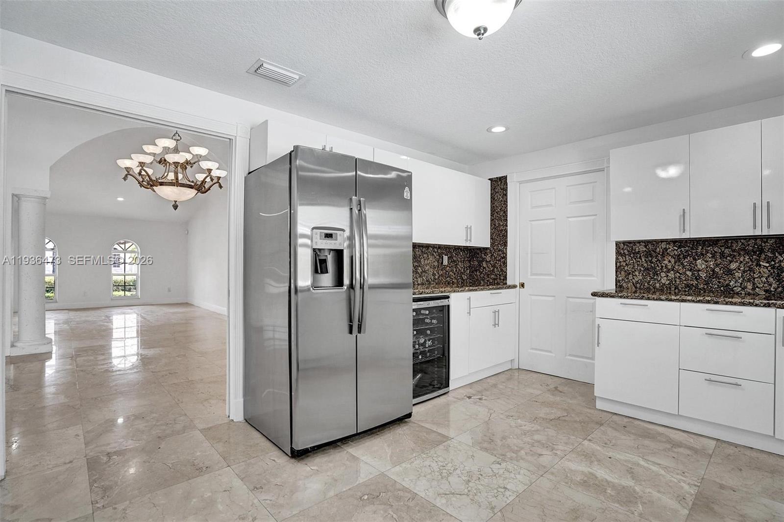 13015 Biscayne Is Ter North Miami, FL 33181