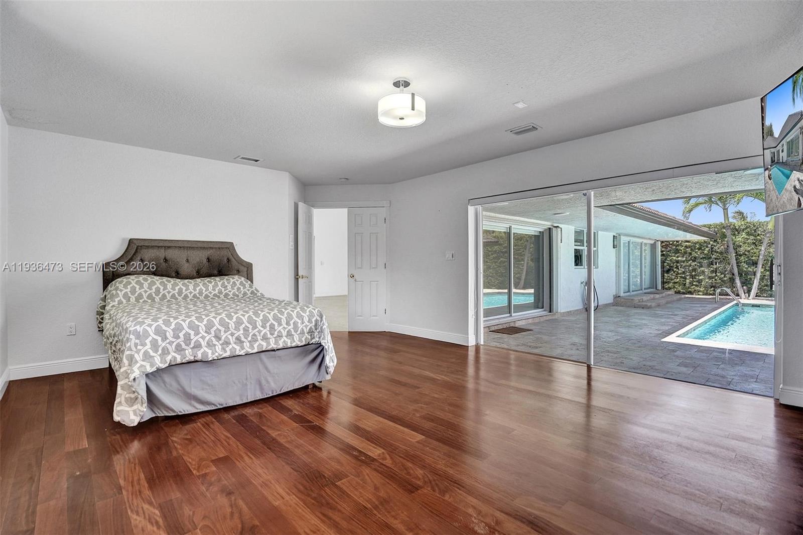 13015 Biscayne Is Ter North Miami, FL 33181