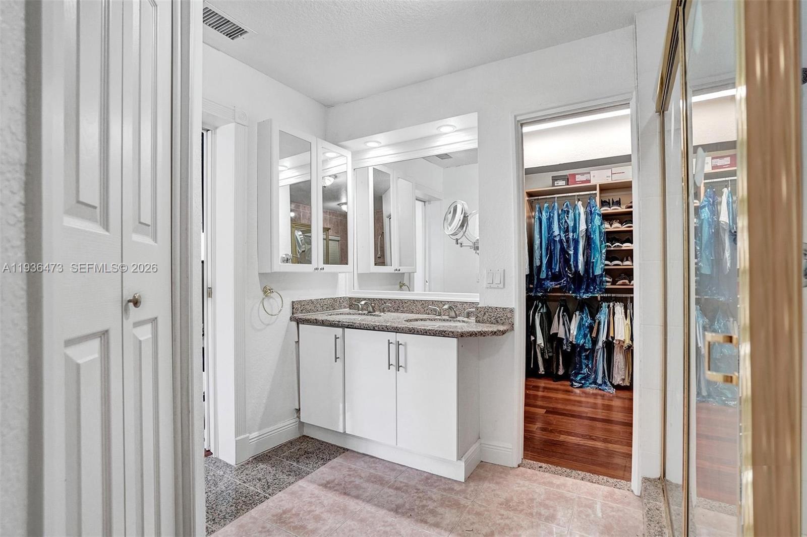 13015 Biscayne Is Ter North Miami, FL 33181