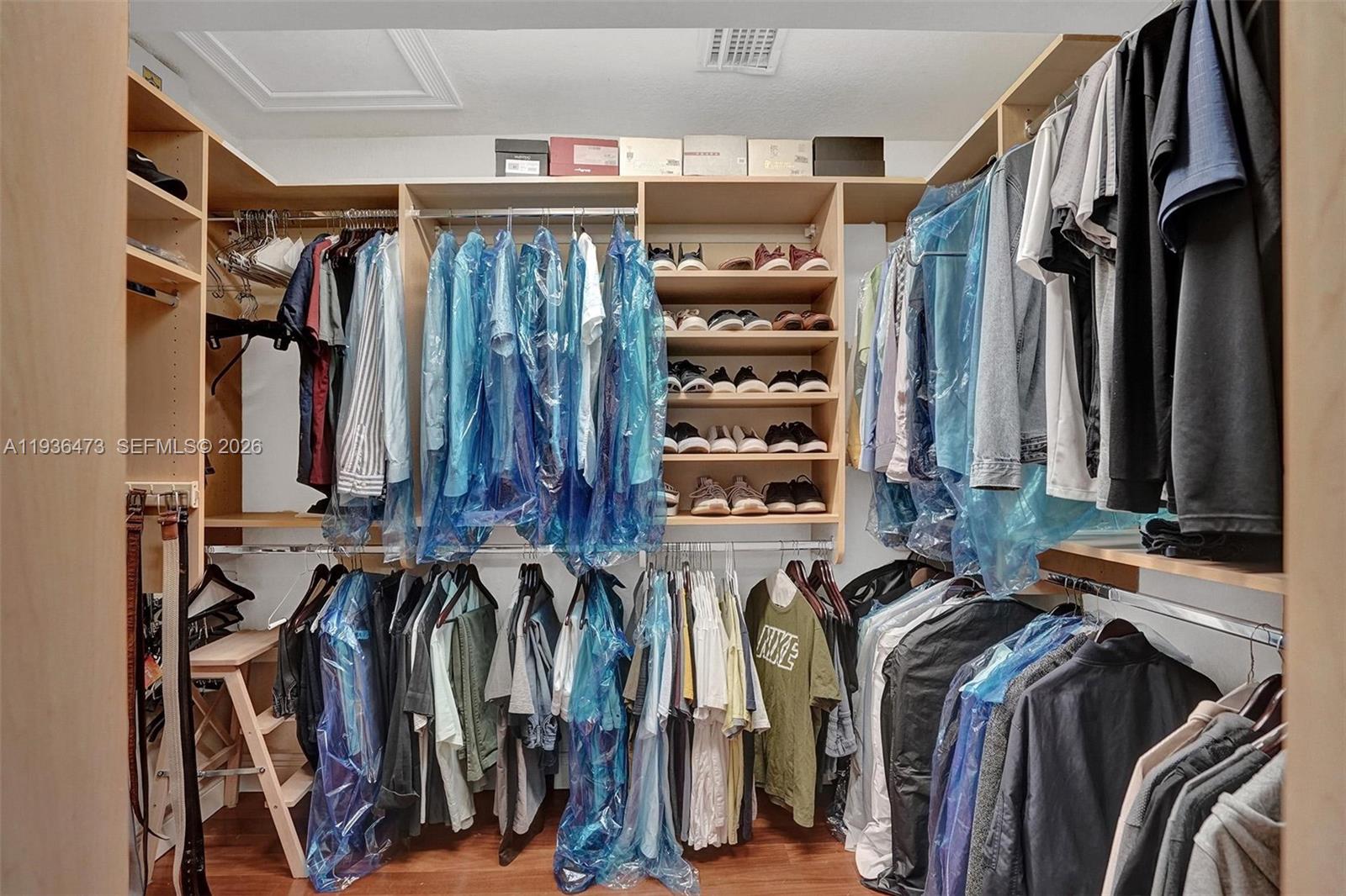 13015 Biscayne Is Ter North Miami, FL 33181