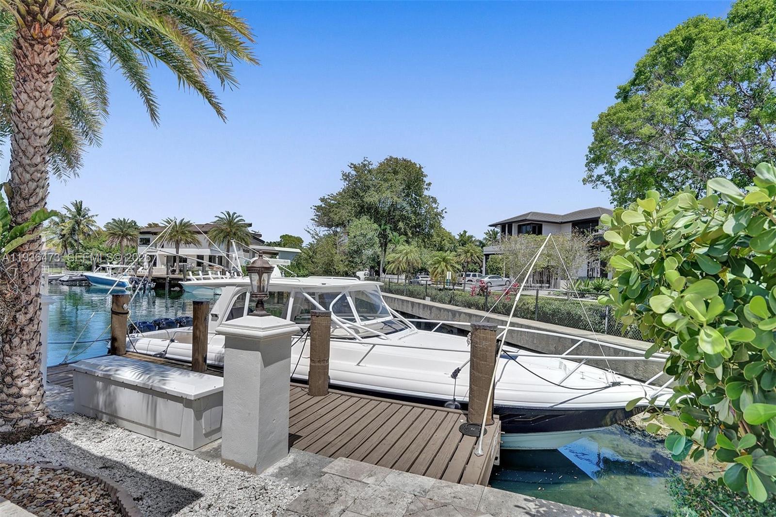 13015 Biscayne Is Ter North Miami, FL 33181