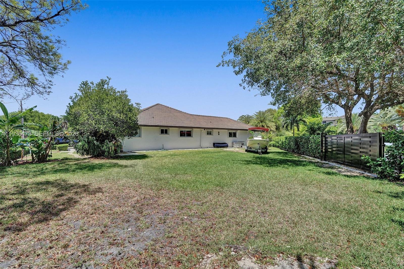 13015 Biscayne Is Ter North Miami, FL 33181