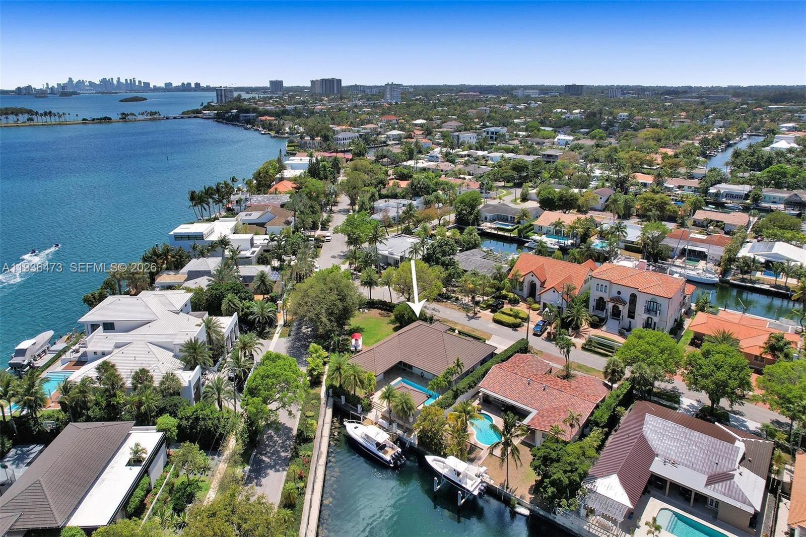 13015 Biscayne Is Ter North Miami, FL 33181