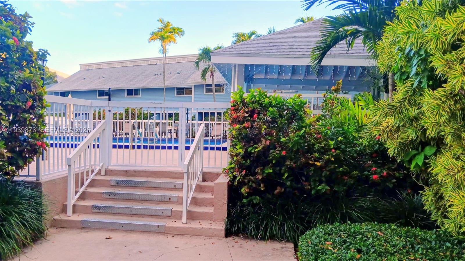 798 Crandon Blvd #55-B Key Biscayne, FL 33149