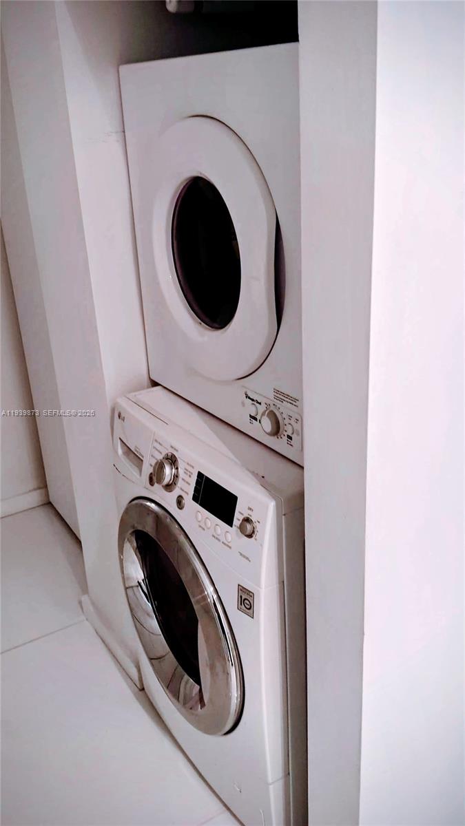 798 Crandon Blvd #55-B Key Biscayne, FL 33149