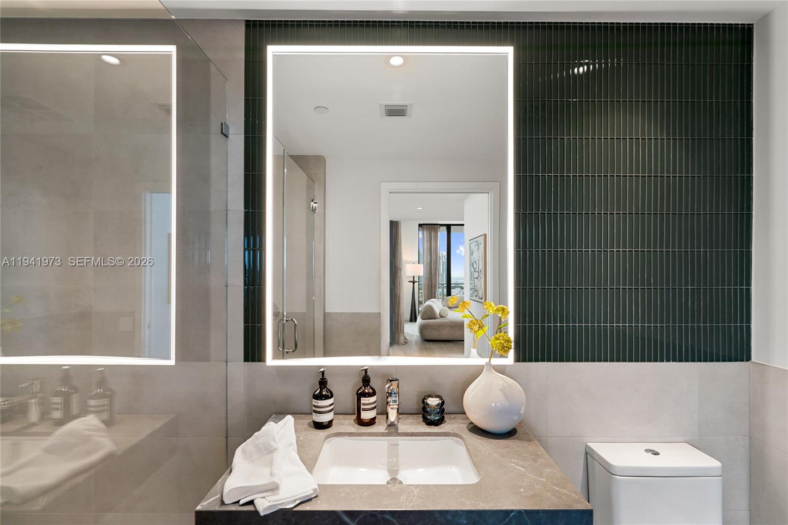 500 Alton Rd #2101/02 Miami Beach, FL 33139