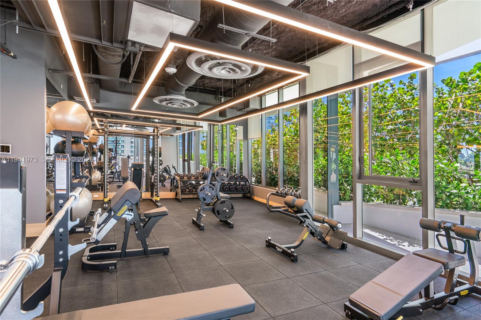 500 Alton Rd #2101/02 Miami Beach, FL 33139