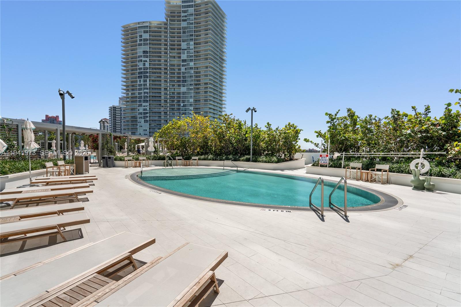 500 Alton Rd #2101/02 Miami Beach, FL 33139