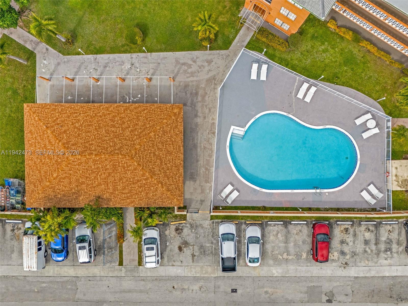 11840 NE 19th Dr #9 North Miami, FL 33181