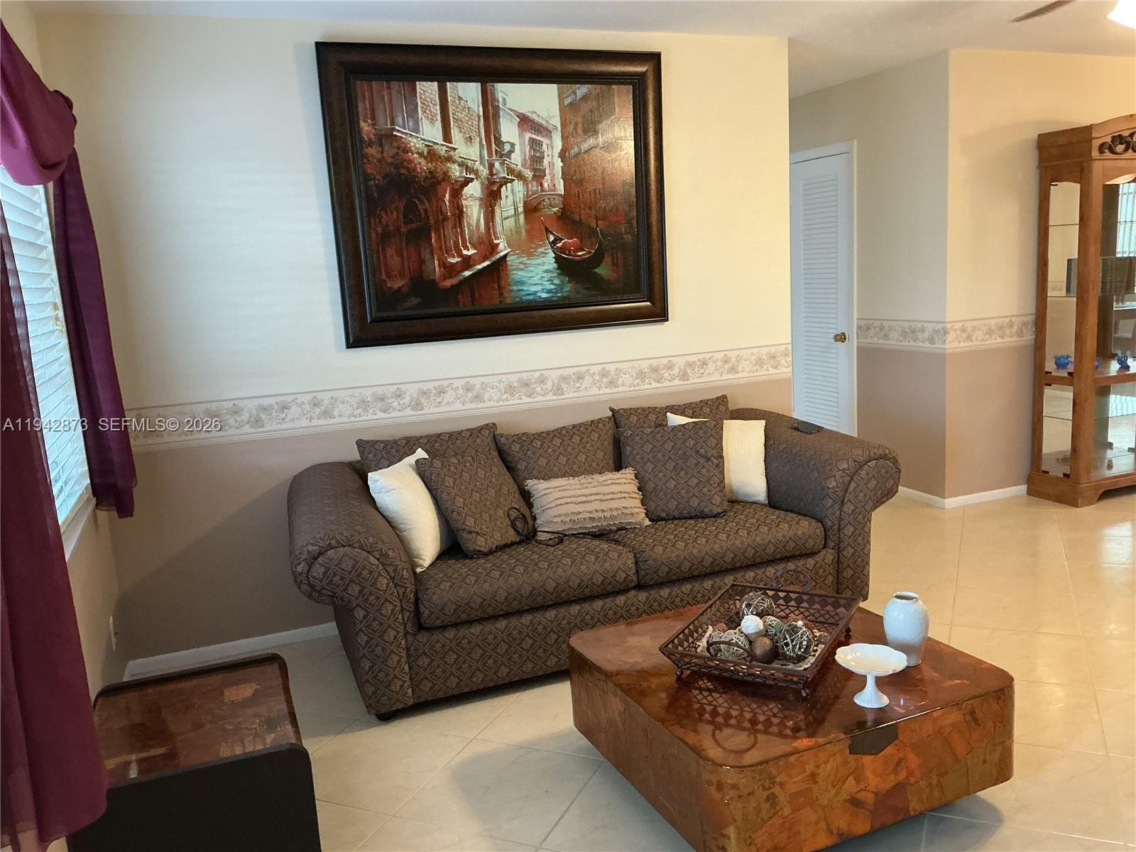 8604 NW 59th Pl Tamarac, FL 33321