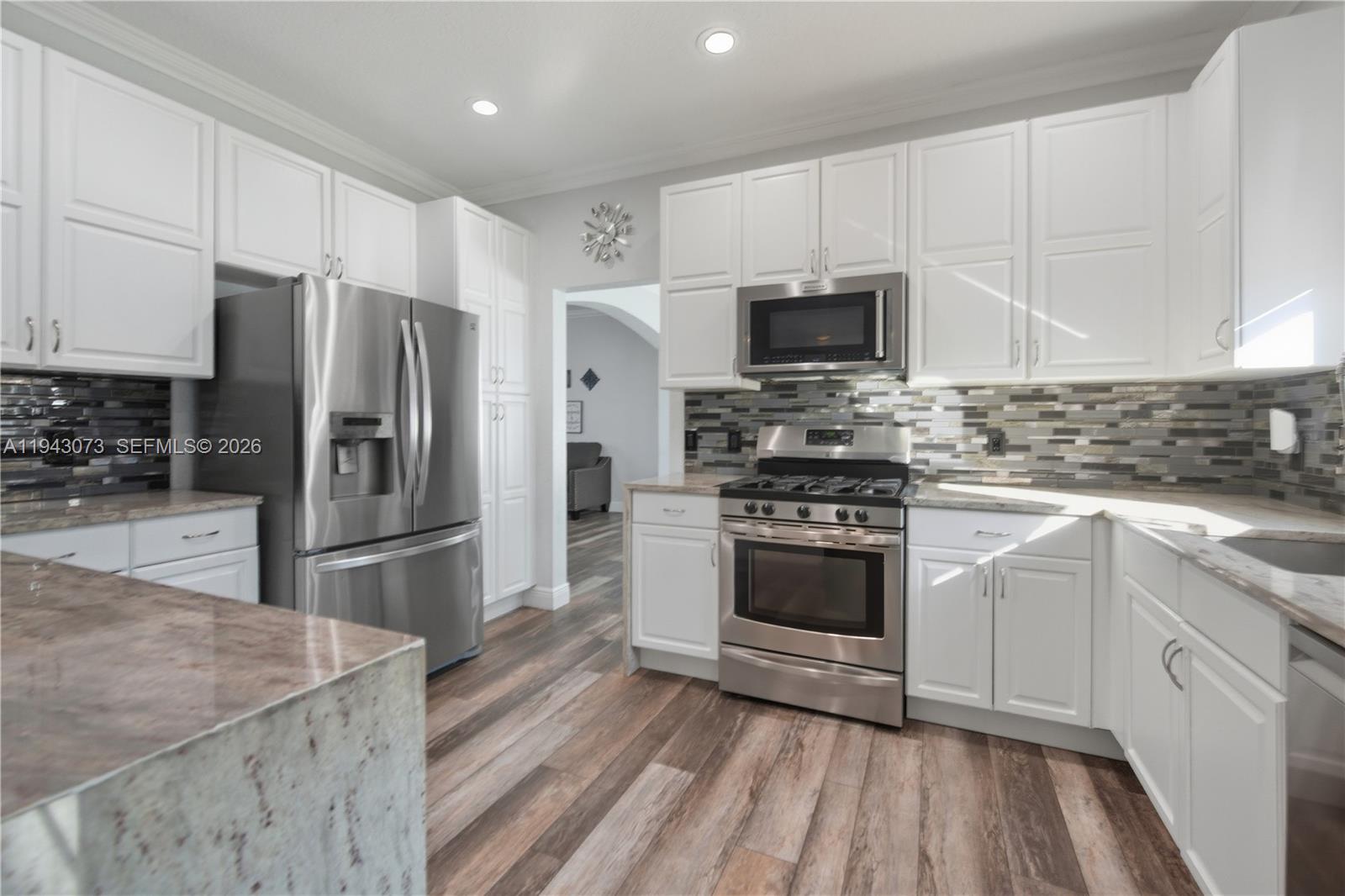 2225 NW 128th Ave Pembroke Pines, FL 33028