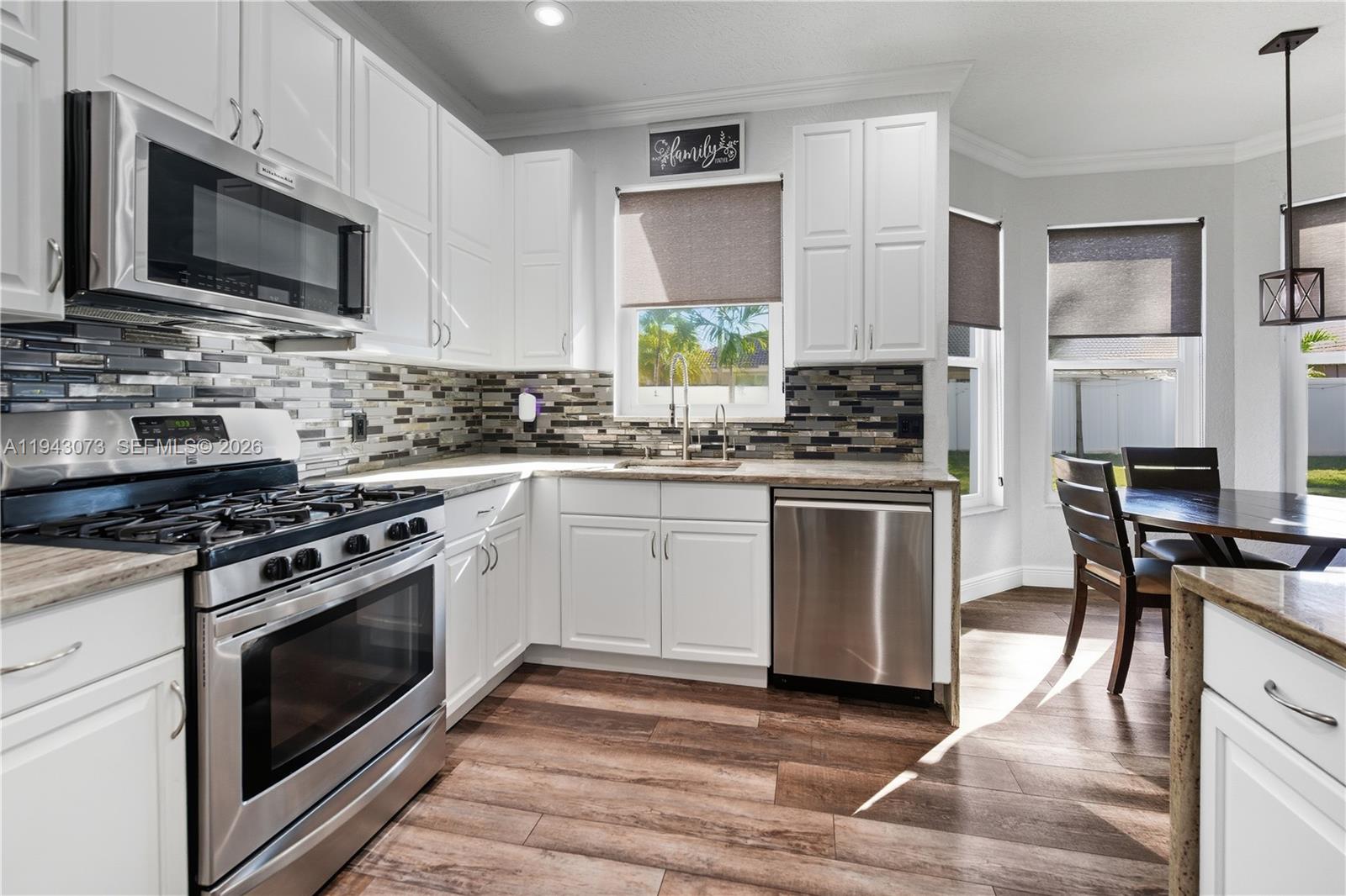 2225 NW 128th Ave Pembroke Pines, FL 33028