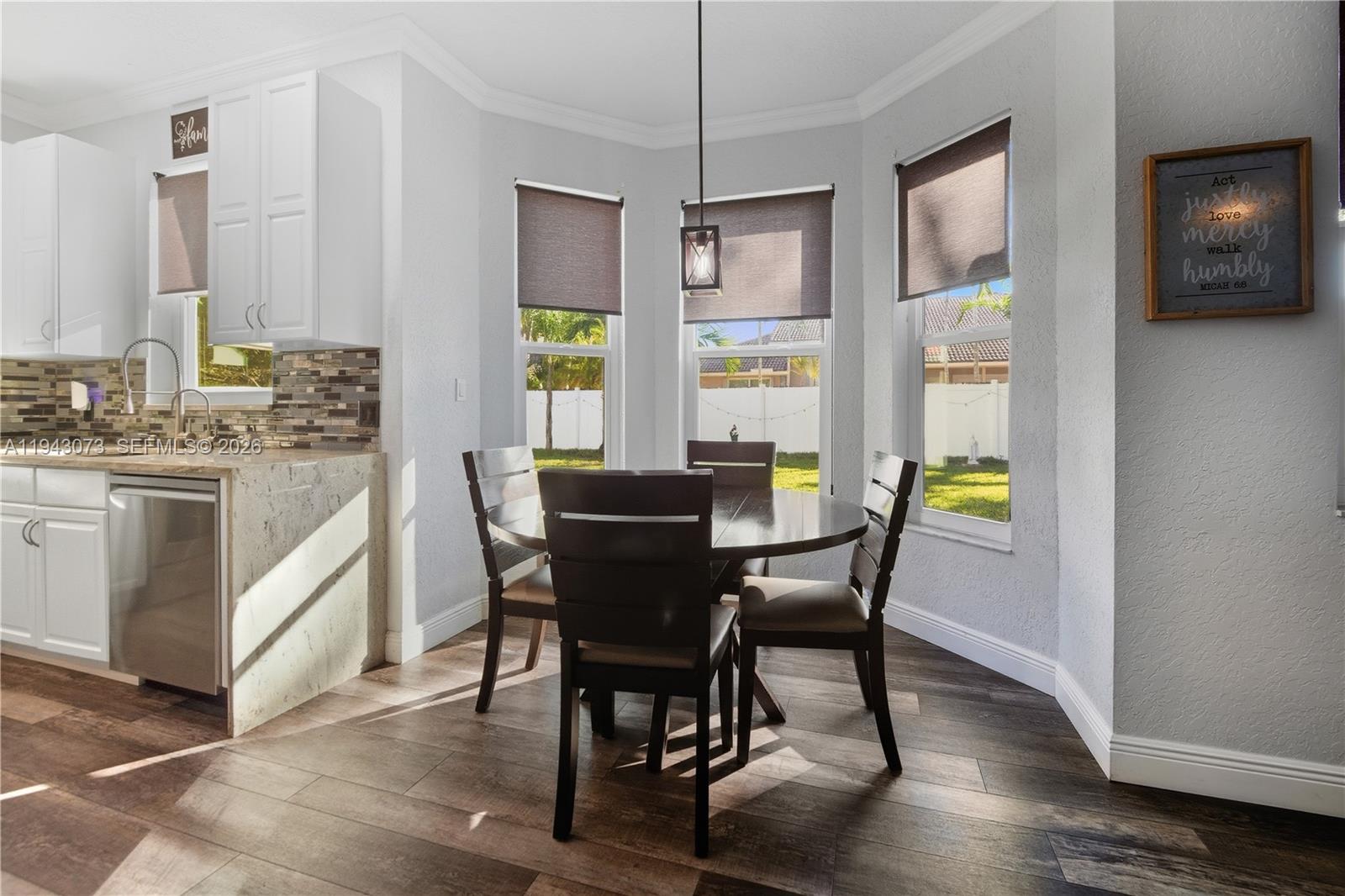 2225 NW 128th Ave Pembroke Pines, FL 33028