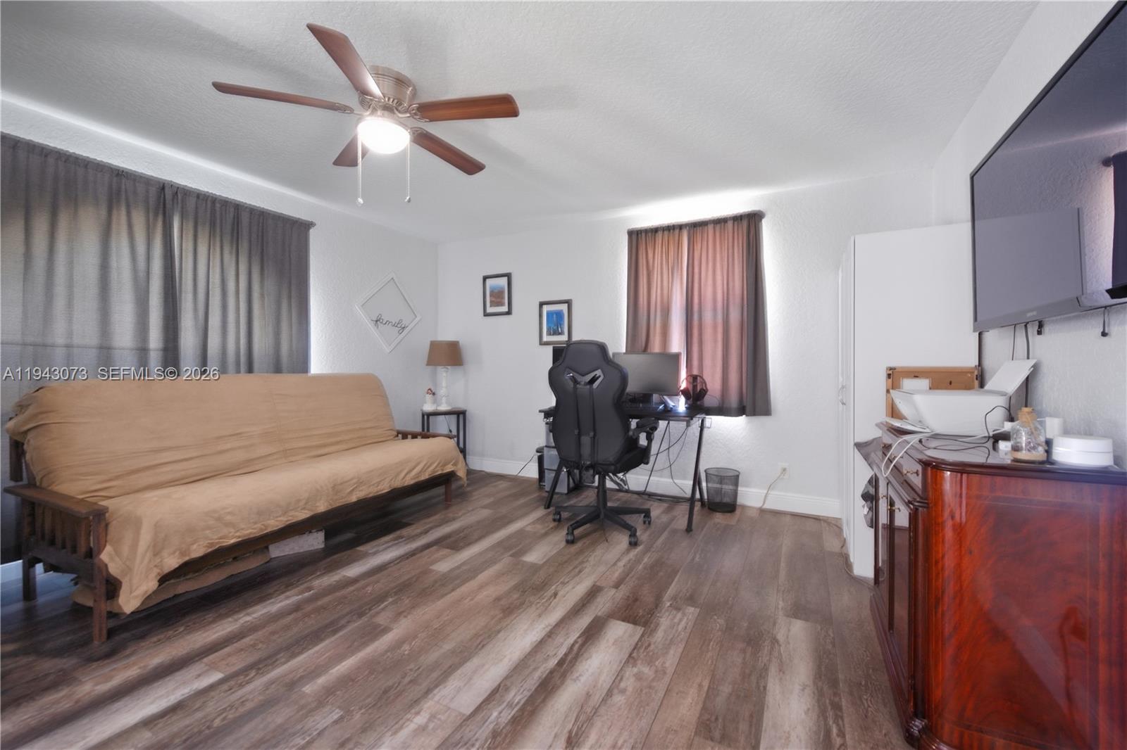 2225 NW 128th Ave Pembroke Pines, FL 33028