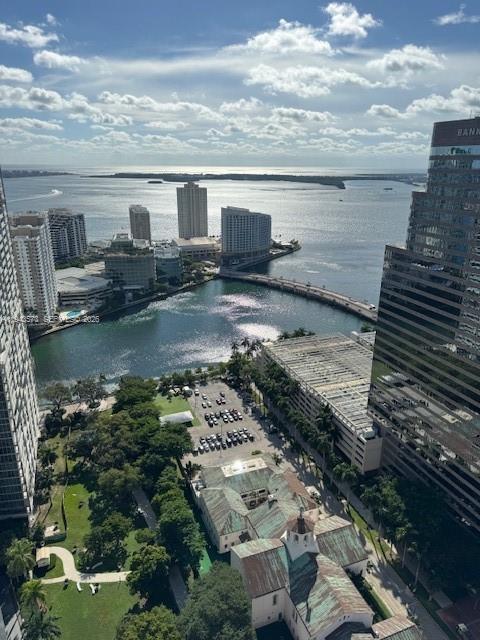 image 500 Brickell East35