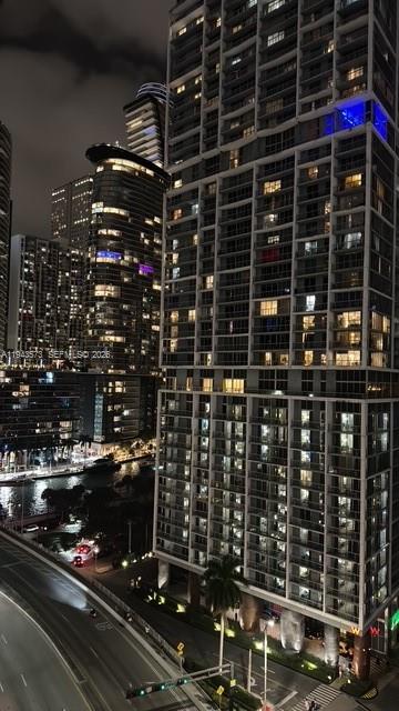 image 500 Brickell East40