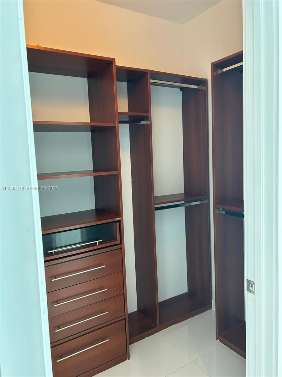 image Jade at Brickell Bay11