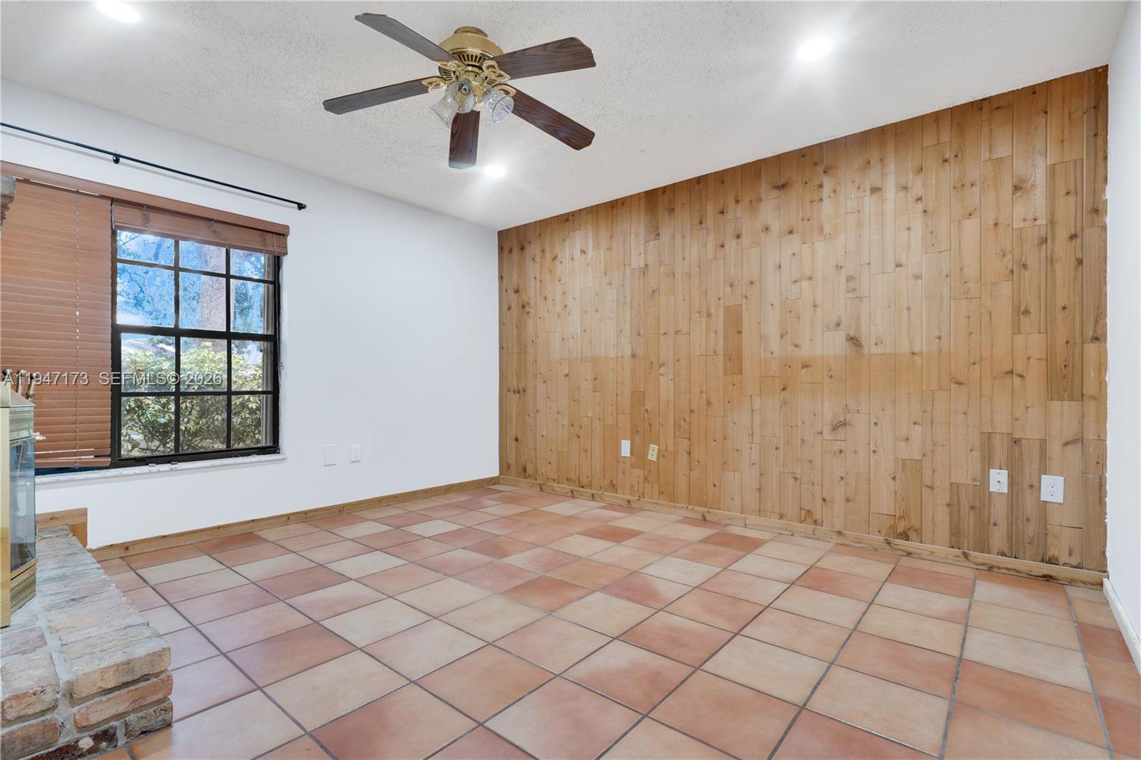 15512 SW 142nd Ct Miami, FL 33177