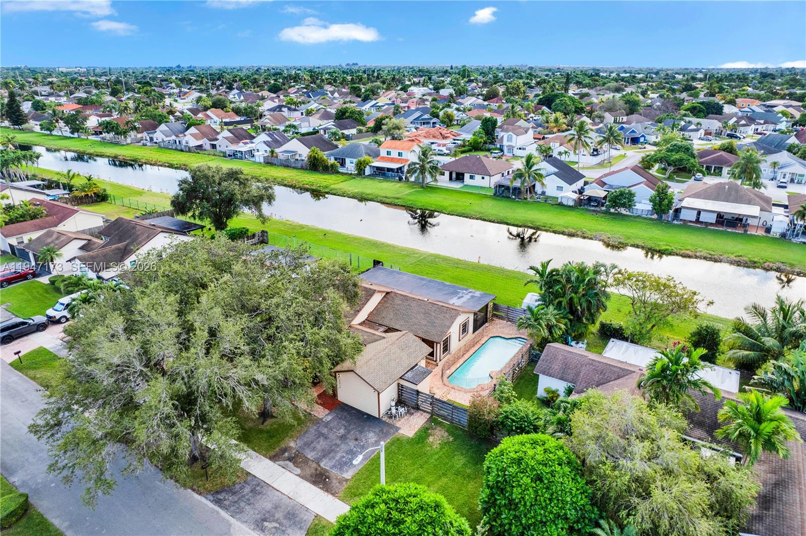 15512 SW 142nd Ct Miami, FL 33177