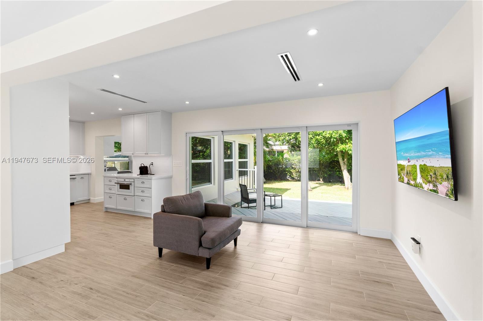 251 NE 44th St #251 Miami, FL 33137