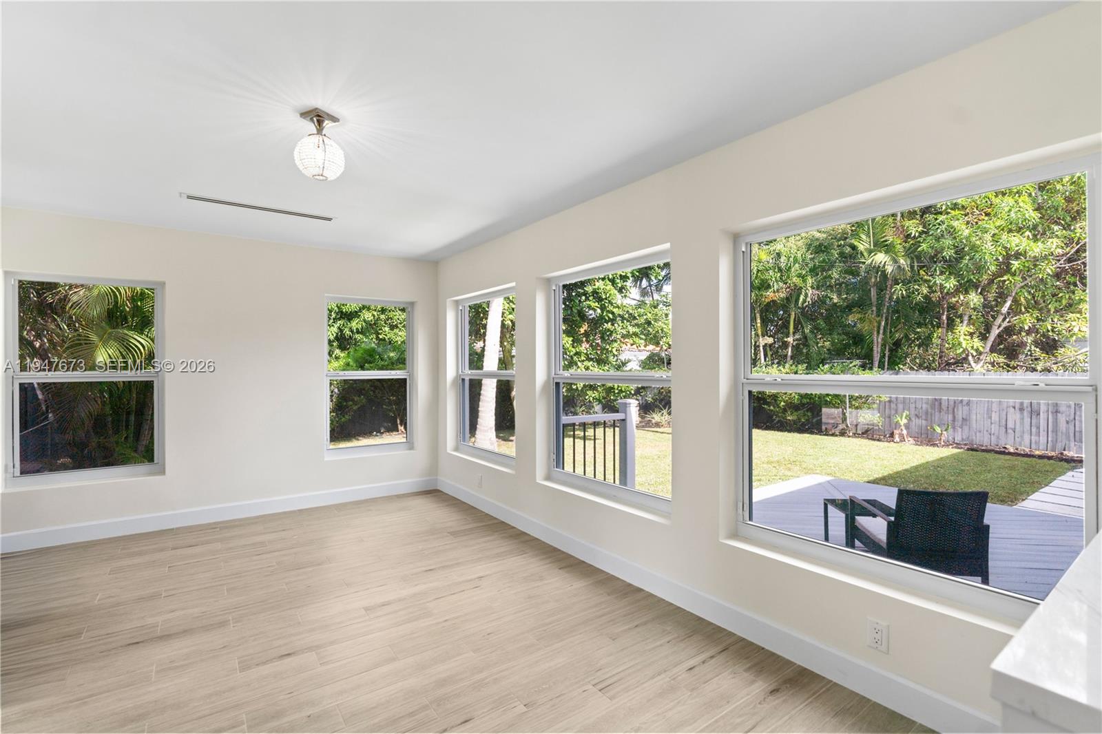 251 NE 44th St #251 Miami, FL 33137