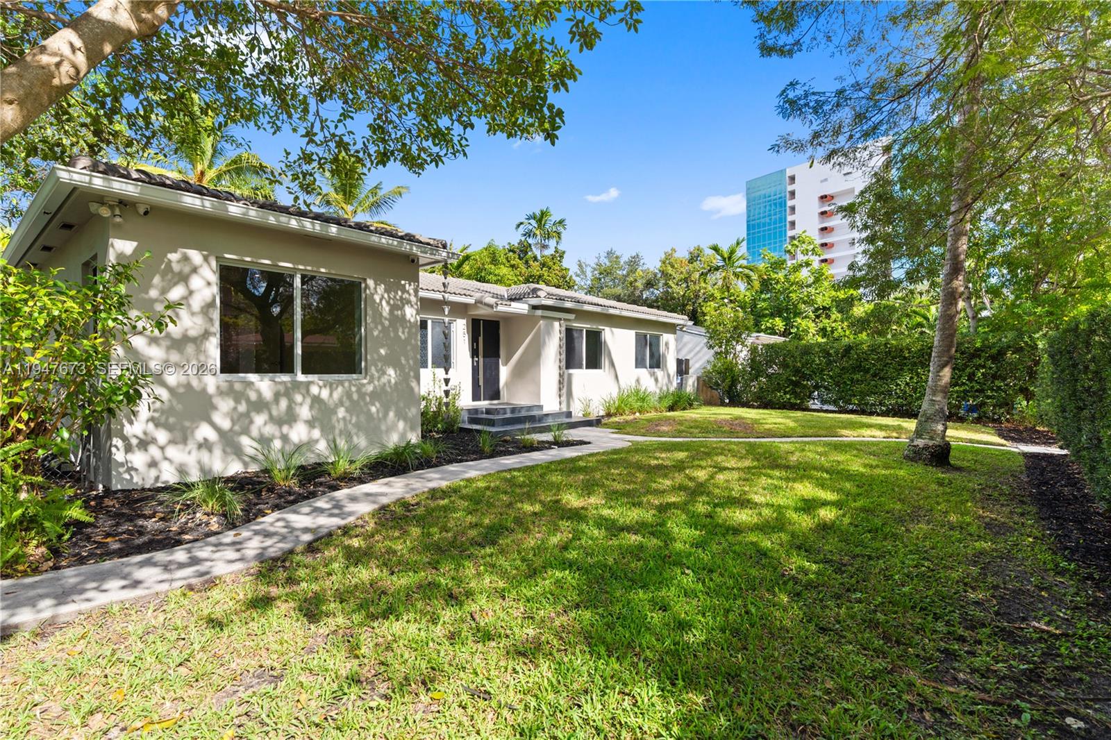 251 NE 44th St #251 Miami, FL 33137