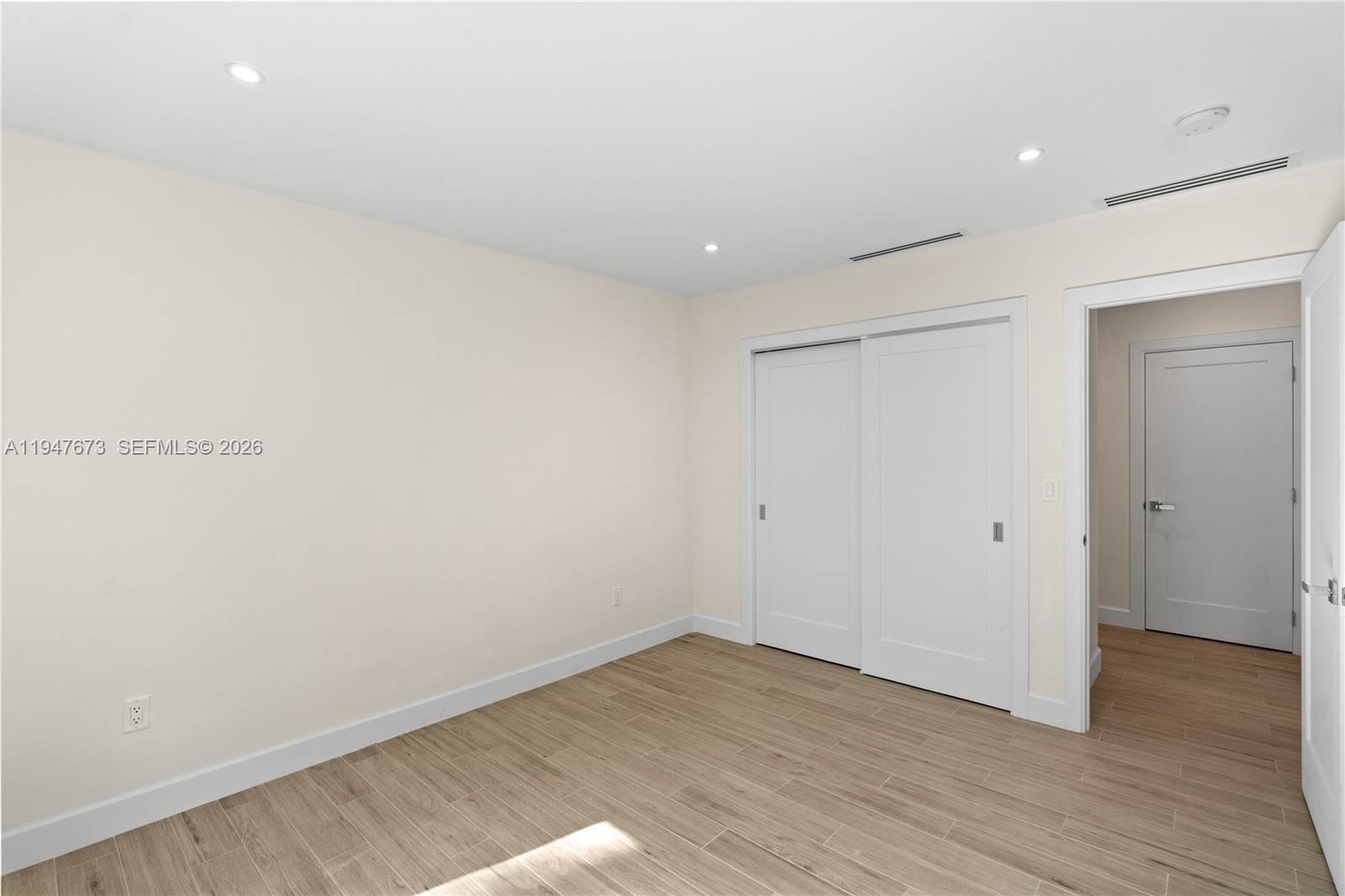 251 NE 44th St #251 Miami, FL 33137