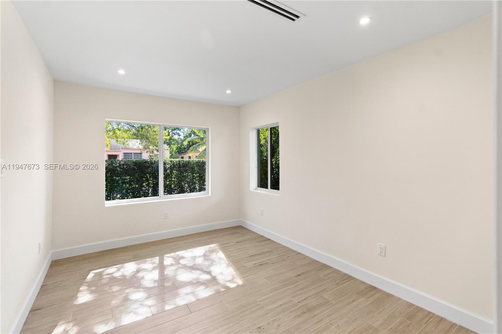 251 NE 44th St #251 Miami, FL 33137