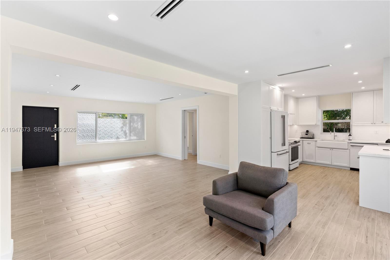 251 NE 44th St #251 Miami, FL 33137